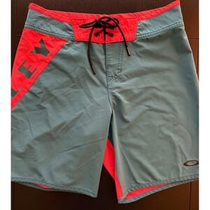 Oakley 8" Performance Fit Board Shorts Mens 28 Coral Drawstring Surf Swim Trunks